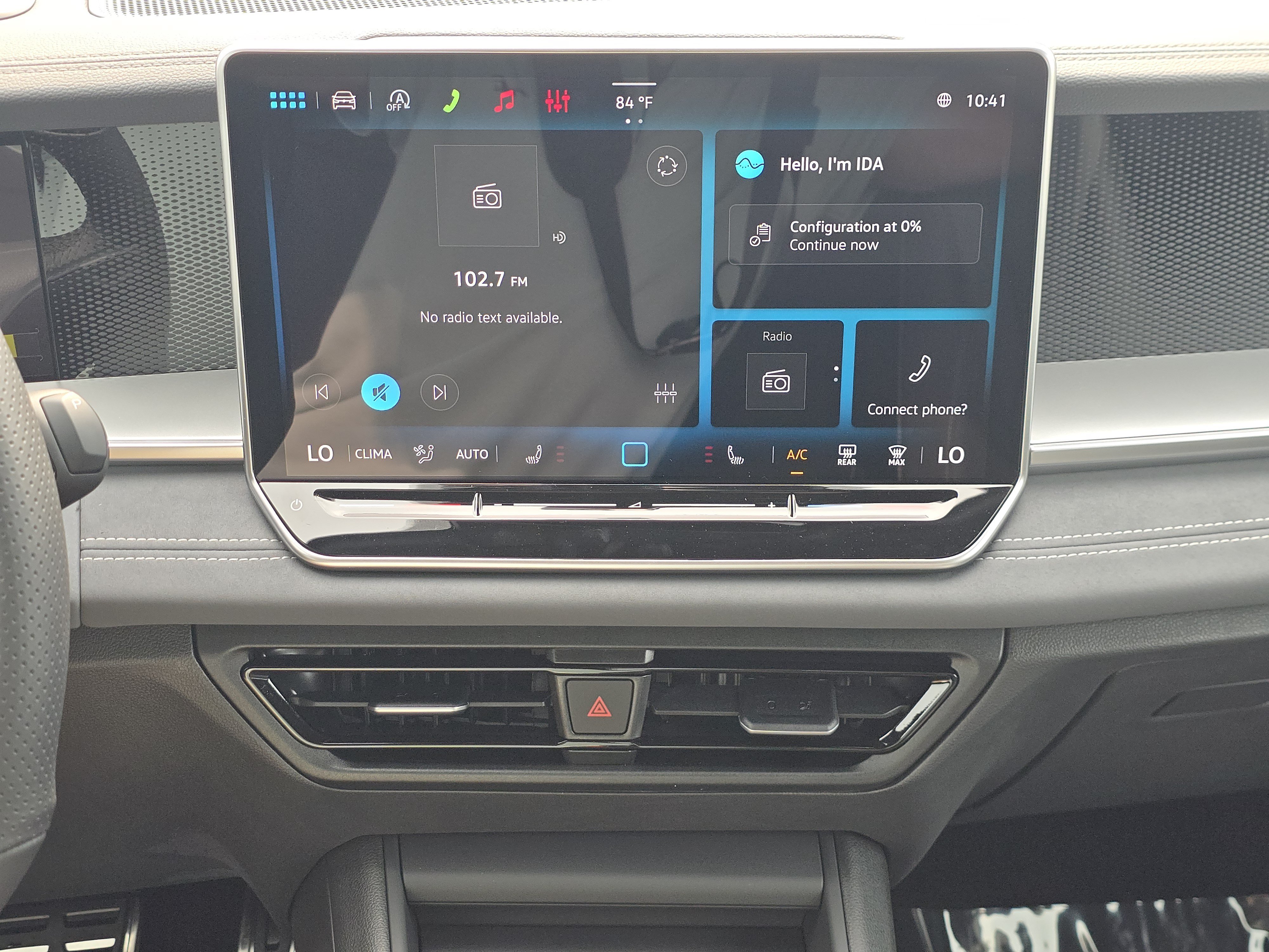 New 2026 Volkswagen Tiguan SE R-Line FWD image 22