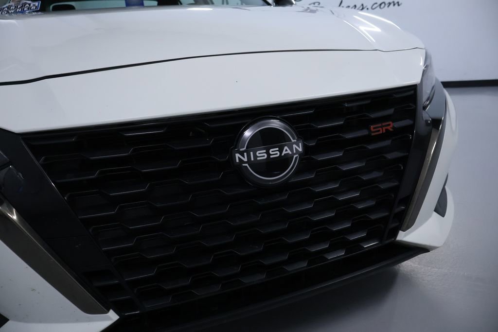 Used 2024 Nissan Altima 2.5 SR image 9