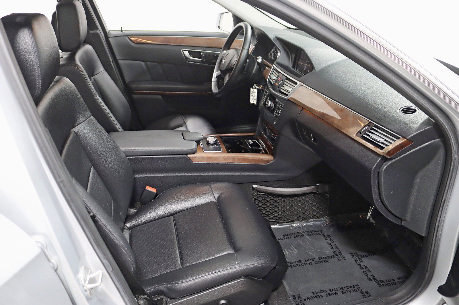 Used 2013 Mercedes-Benz E 350 4MATIC Wagon image 29
