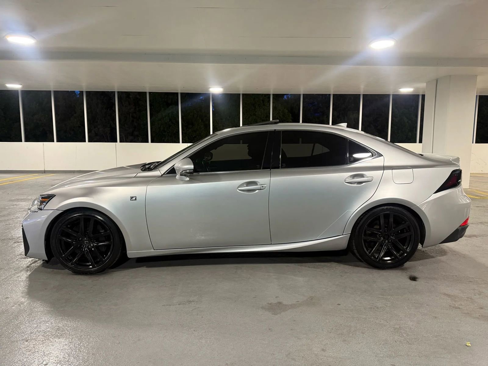 Used 2017 Lexus IS 300 F Sport w/ F Sport Package image 10