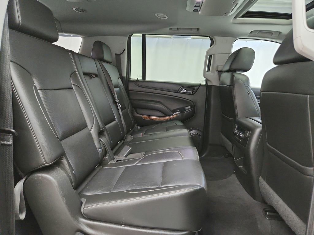 Used 2019 Chevrolet Suburban Premier image 39