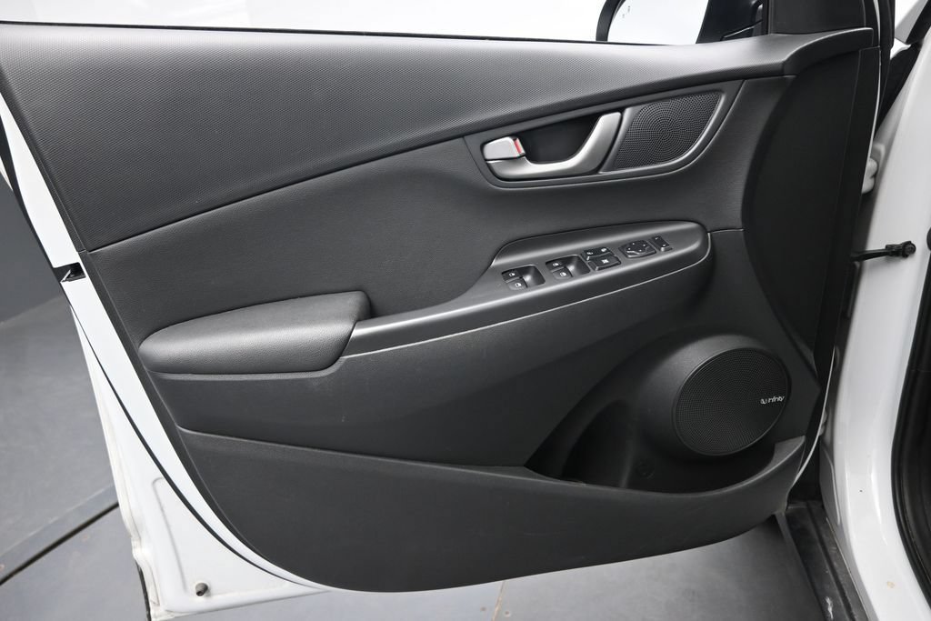 Used 2019 Hyundai Kona Ultimate FWD image 24
