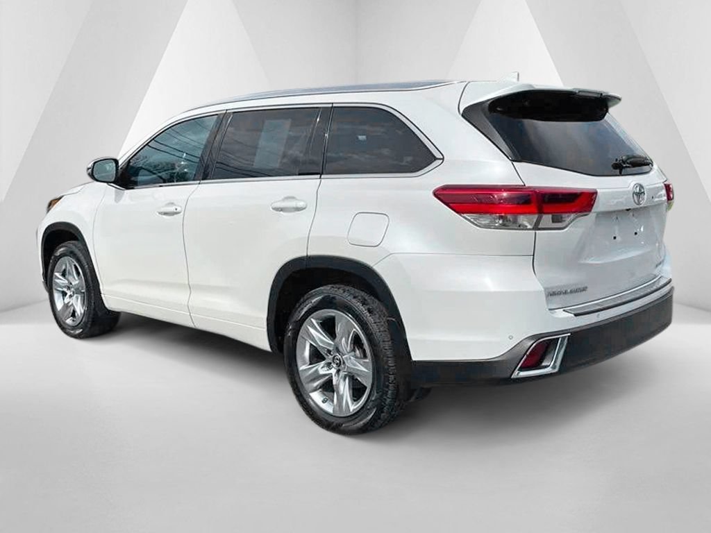 Used 2019 Toyota Highlander Limited AWD/4WD image 5