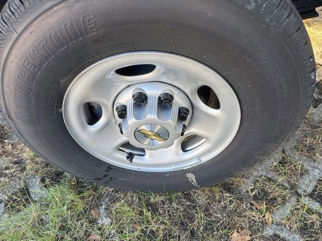 New 2025 Chevrolet Express 2500 w/ Driver Convenience Package image 10