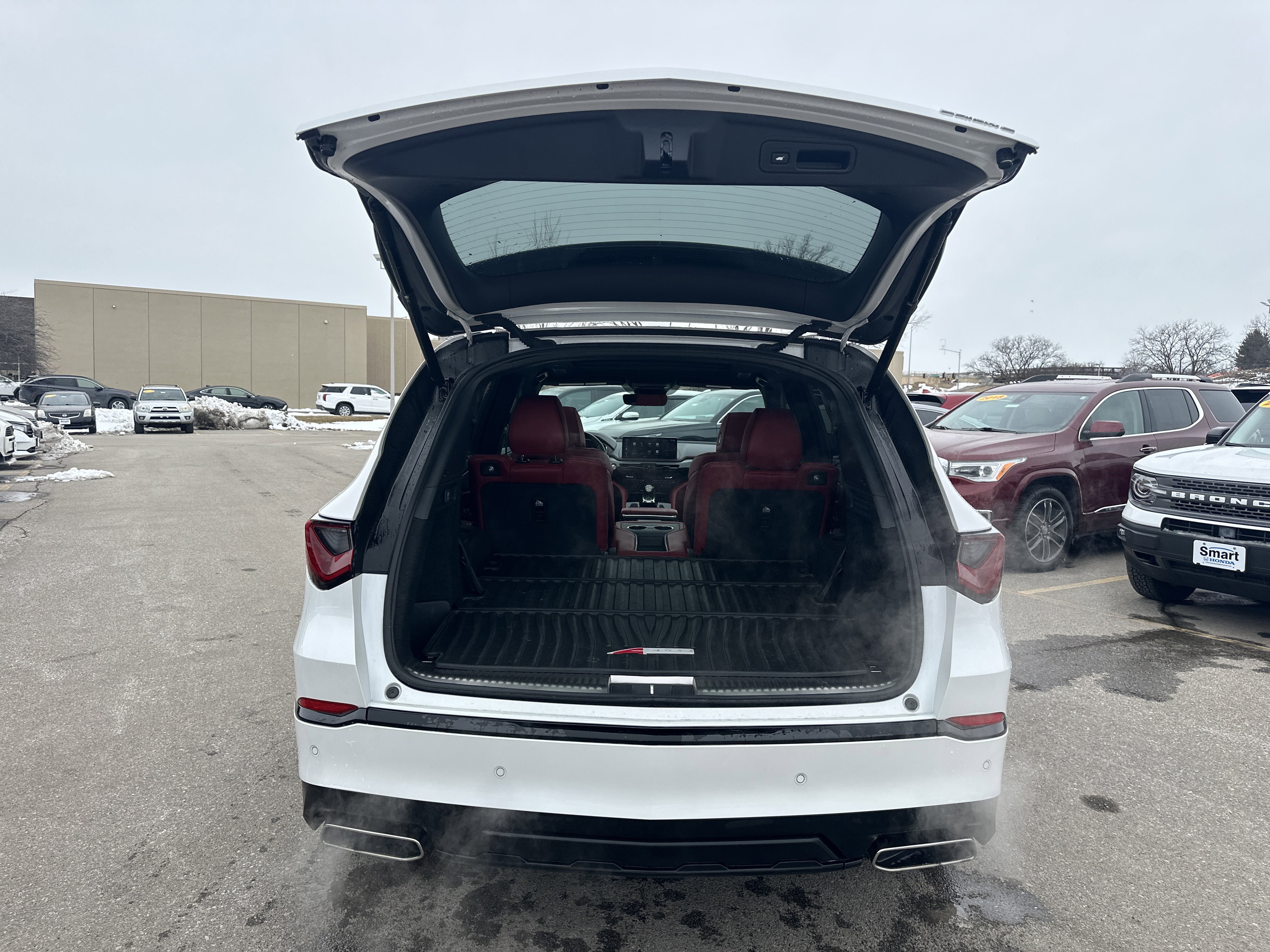 Used 2025 Acura MDX A-Spec image 10