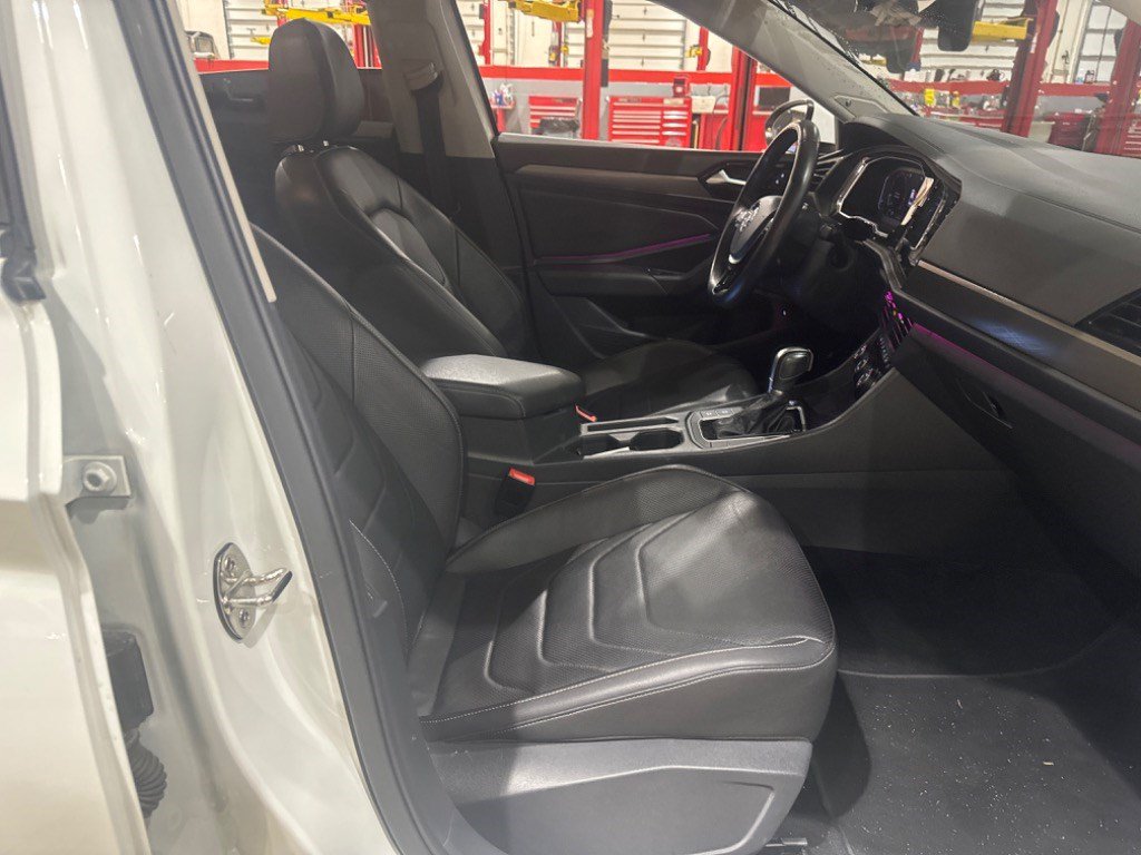 Used 2019 Volkswagen Jetta SEL Premium FWD image 14