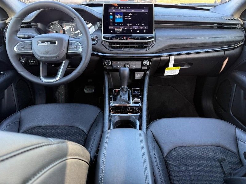 New 2026 Jeep Compass Latitude image 6