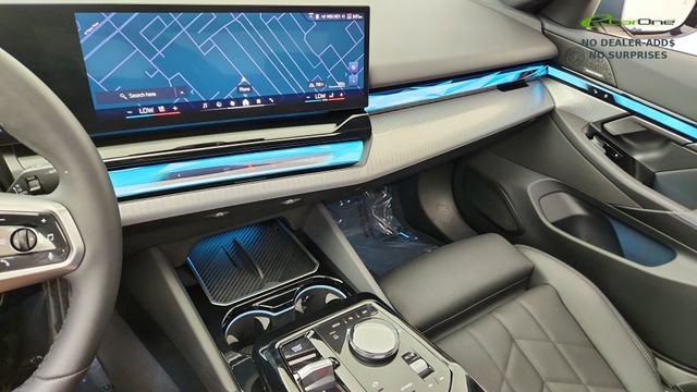 Used 2026 BMW i5 eDrive40 image 44