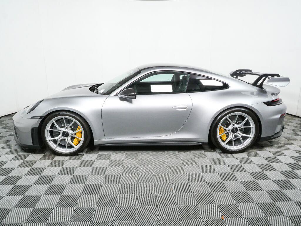 Certified 2026 Porsche 911 GT3 RWD image 2