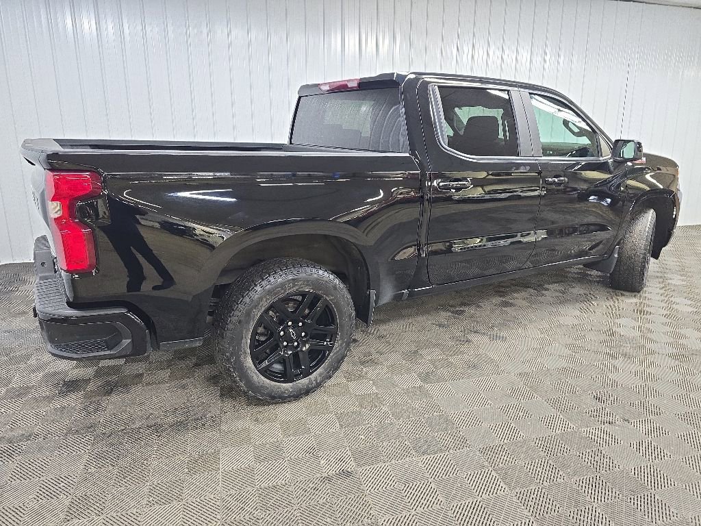 Used 2023 Chevrolet Silverado 1500 RST AWD/4WD image 3