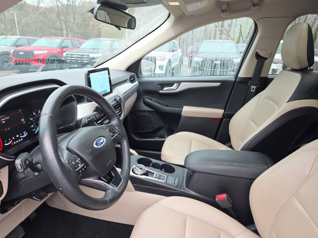 Certified 2020 Ford Escape SEL image 12