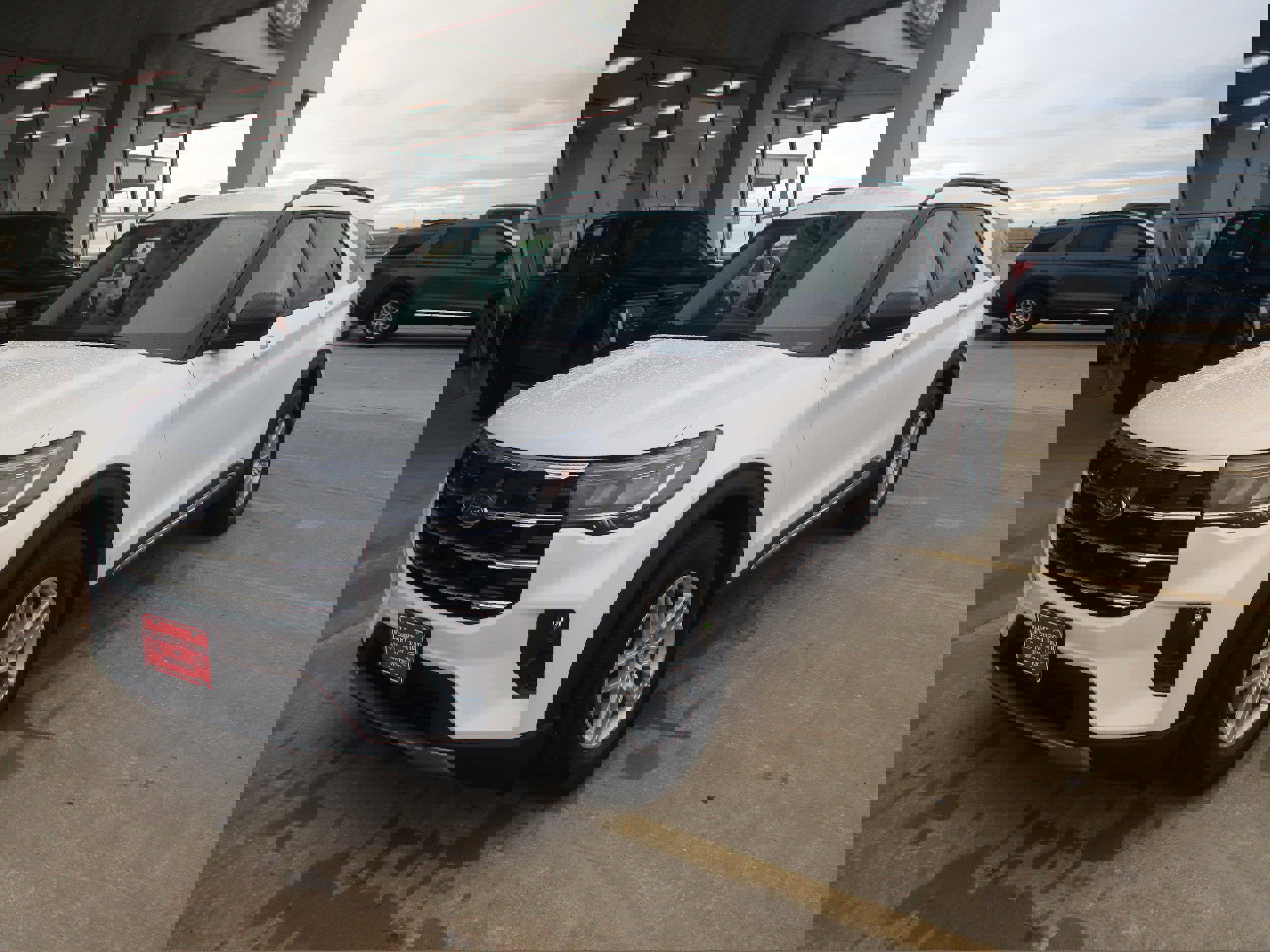 New 2025 Ford Explorer Active image 2