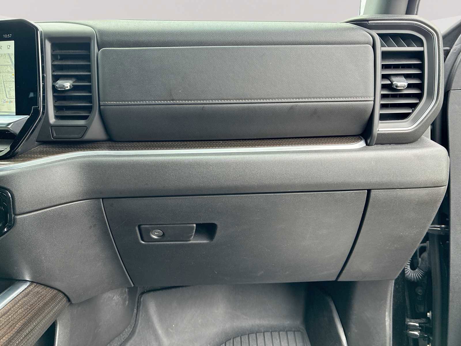 Used 2024 Chevrolet Silverado 1500 RST image 29