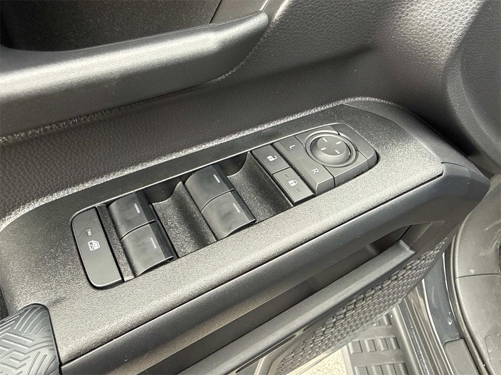 Used 2025 Toyota 4Runner TRD Off-Road image 12