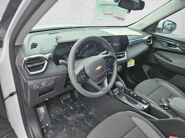 New 2026 Chevrolet TrailBlazer LT w/ Driver Confidence Package image 3