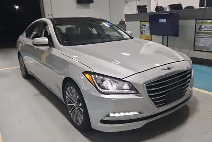 Used 2017 Genesis G80 3.8 w/ Option Group 03 AWD/4WD image 4