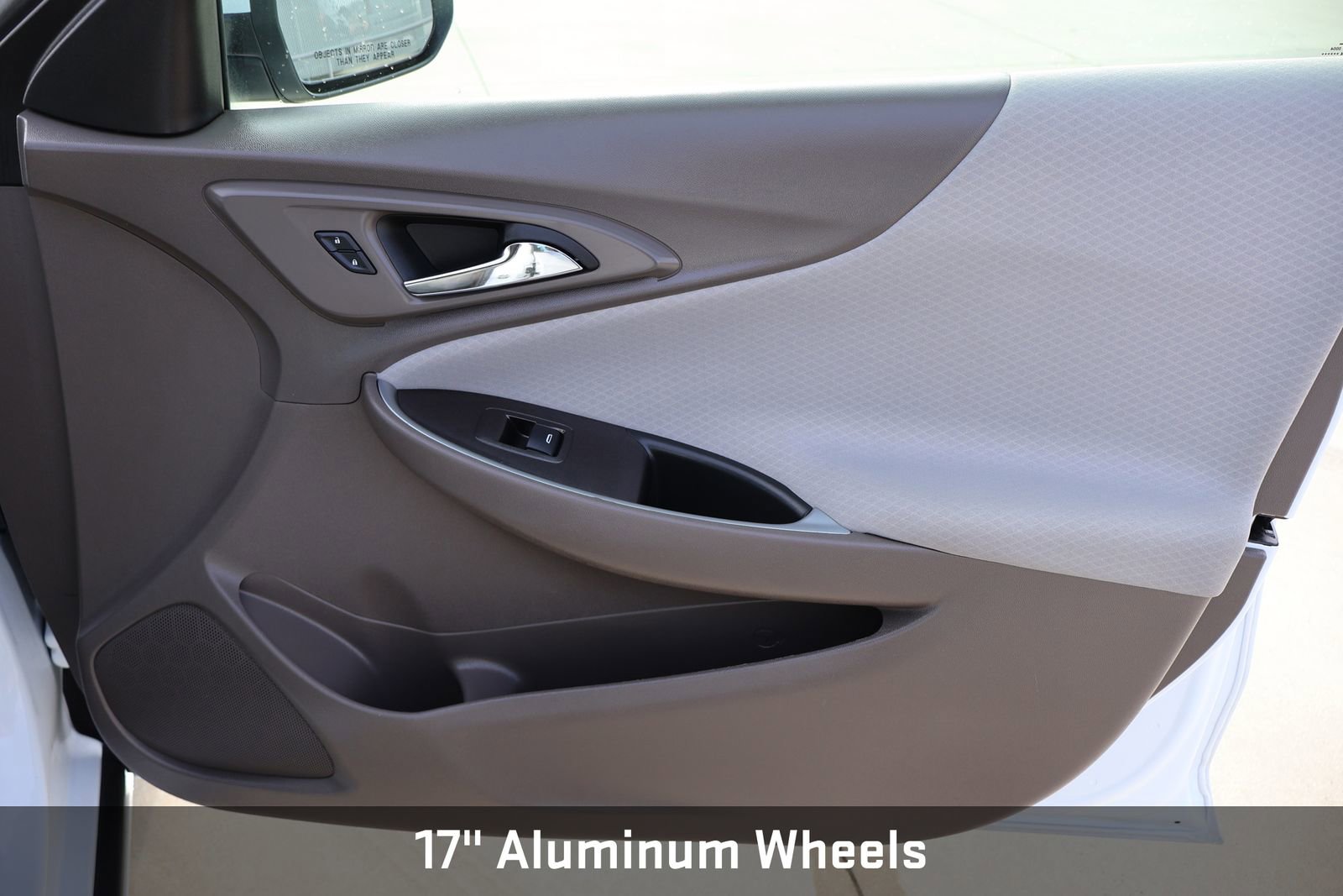 Used 2025 Chevrolet Malibu LT image 12