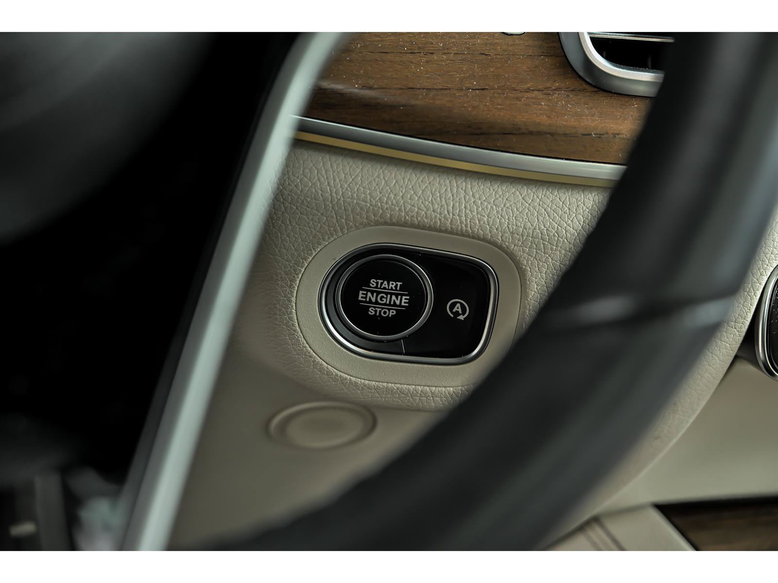 Certified 2024 Mercedes-Benz GLS 450 4MATIC image 18