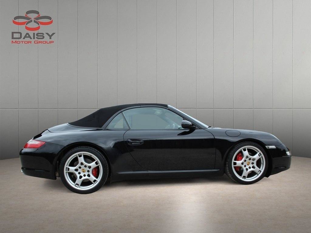 Used 2006 Porsche 911 Carrera S RWD image 4