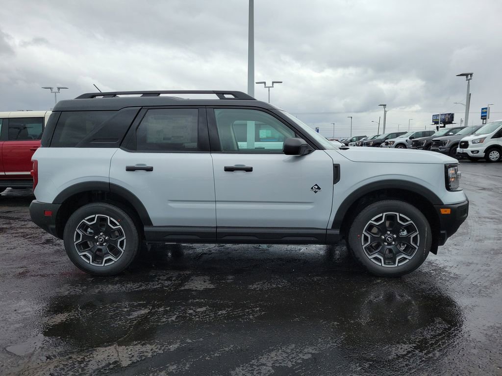 New 2026 Ford Bronco Sport Outer Banks image 3