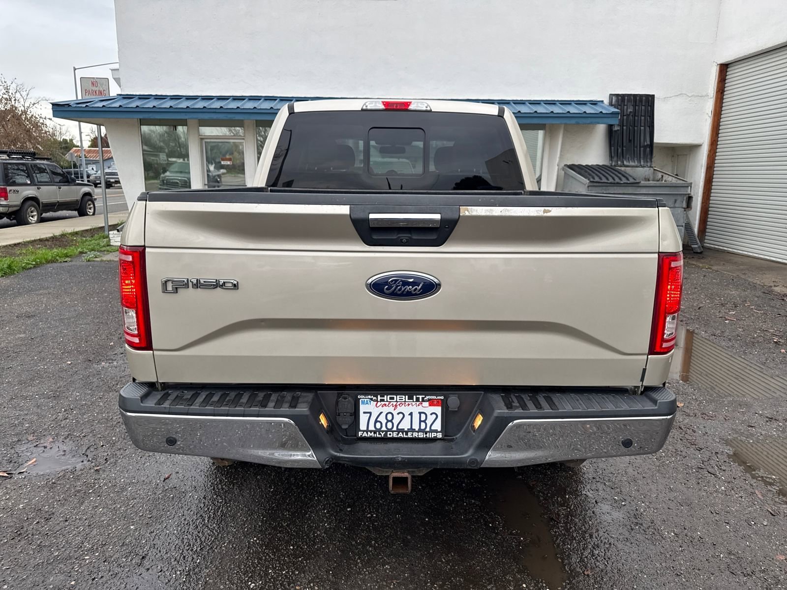 Used 2017 Ford F150 XLT w/ Equipment Group 302A Luxury image 4