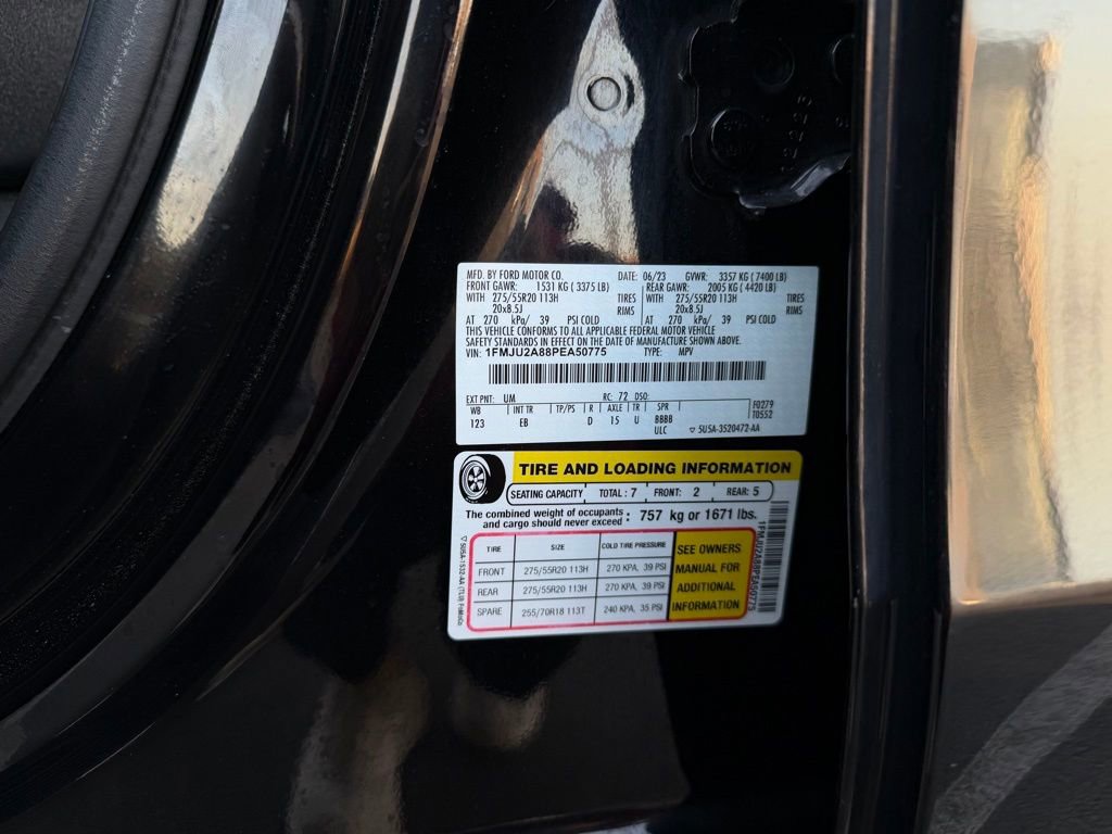 Used 2023 Ford Expedition Limited image 35