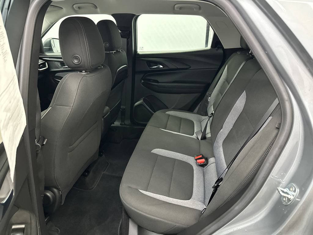 Used 2023 Chevrolet TrailBlazer LS FWD image 20
