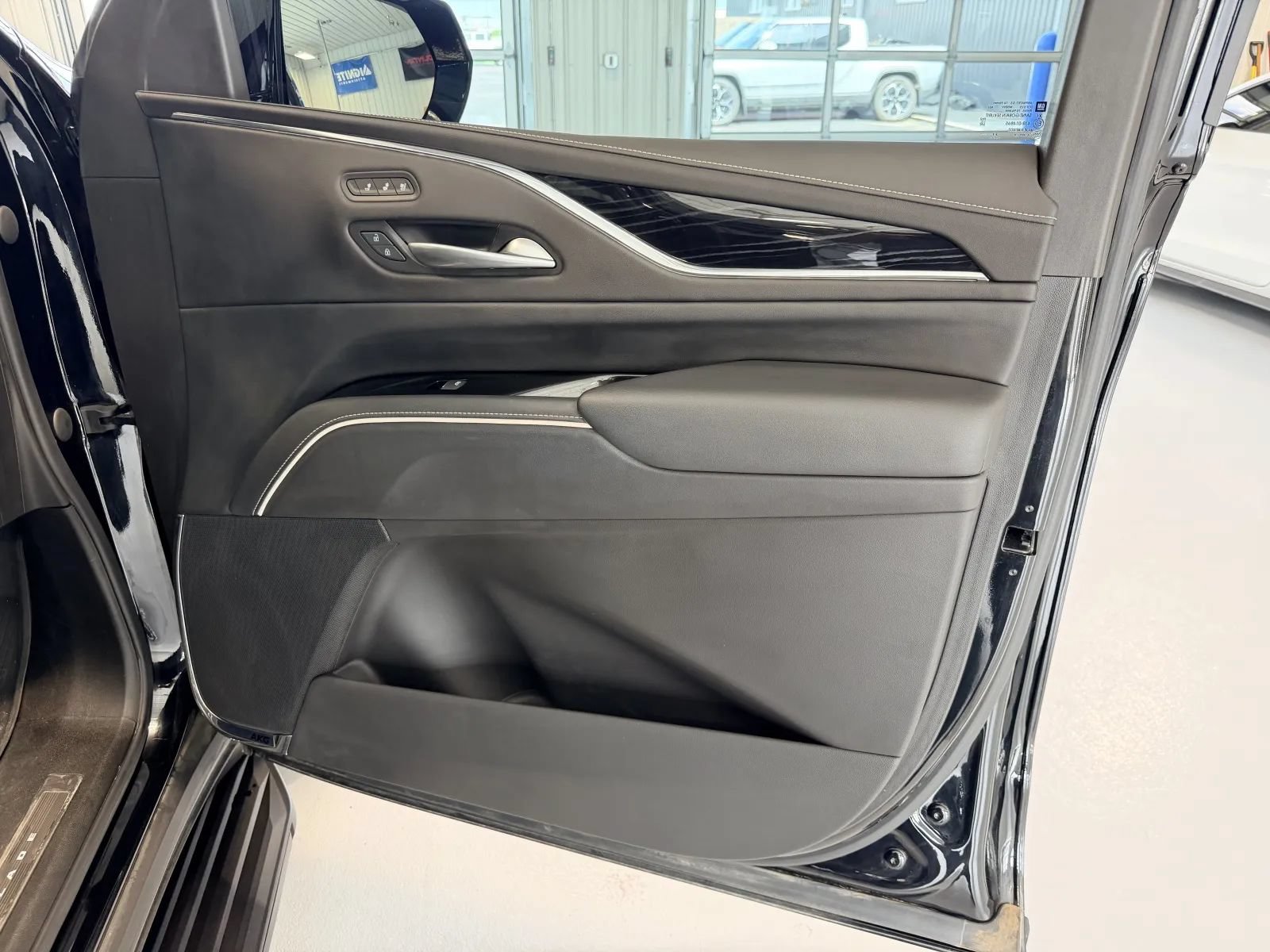 Used 2023 Cadillac Escalade Sport w/ Touring Package AWD/4WD image 27