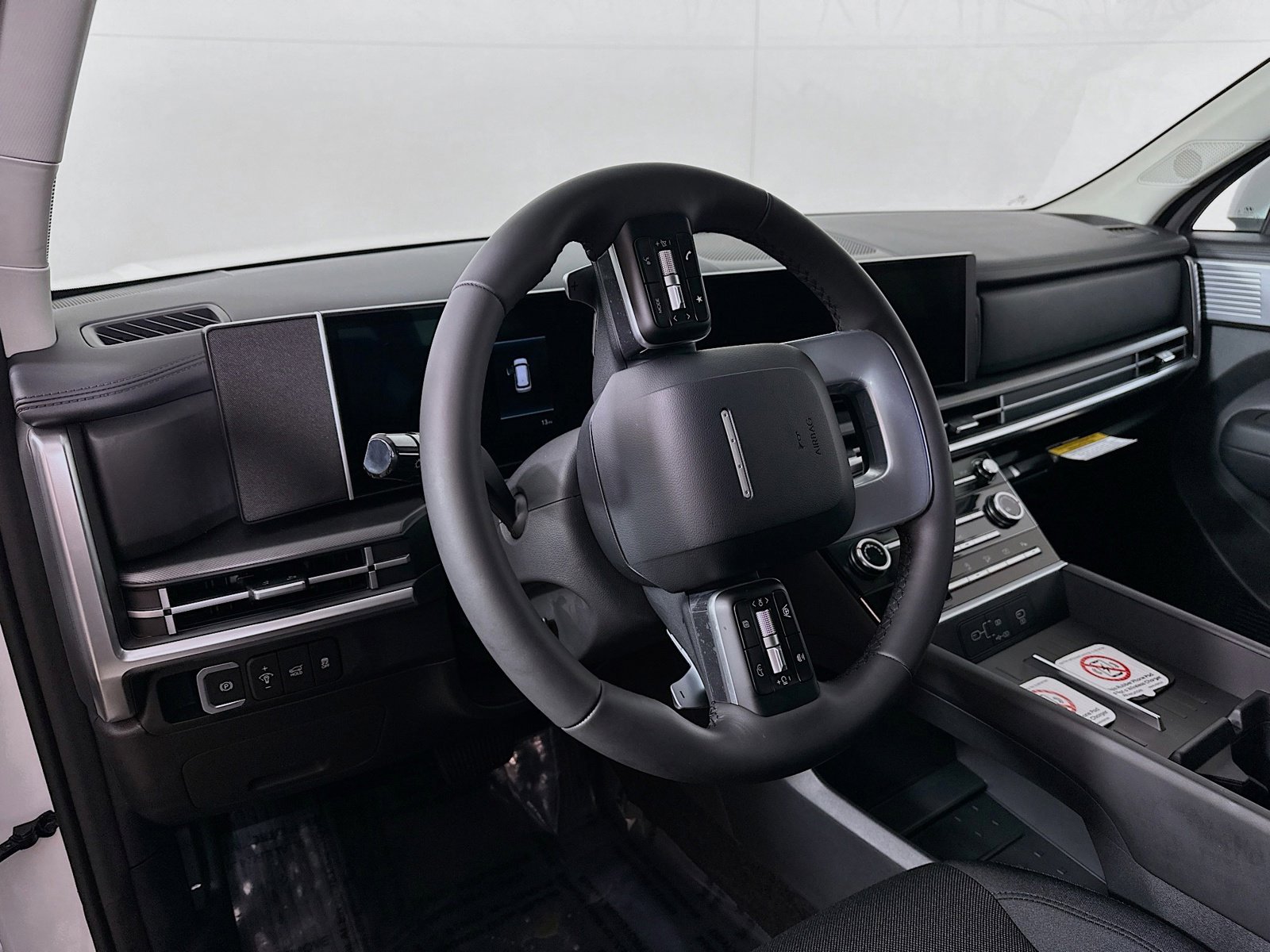 New 2025 Hyundai Santa Fe SE image 9