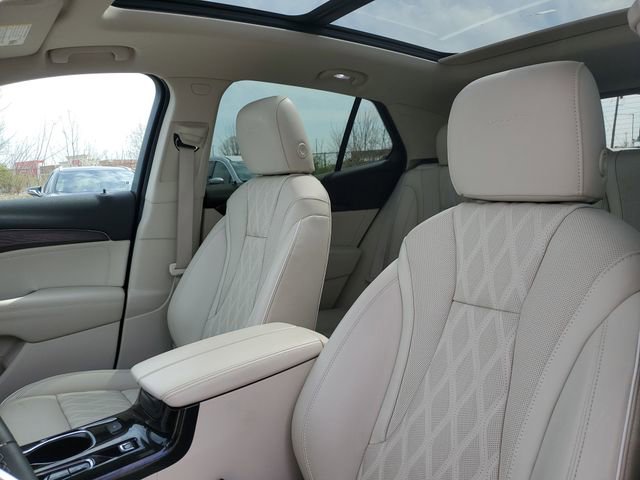 Certified 2023 Buick Envision Avenir AWD/4WD image 5