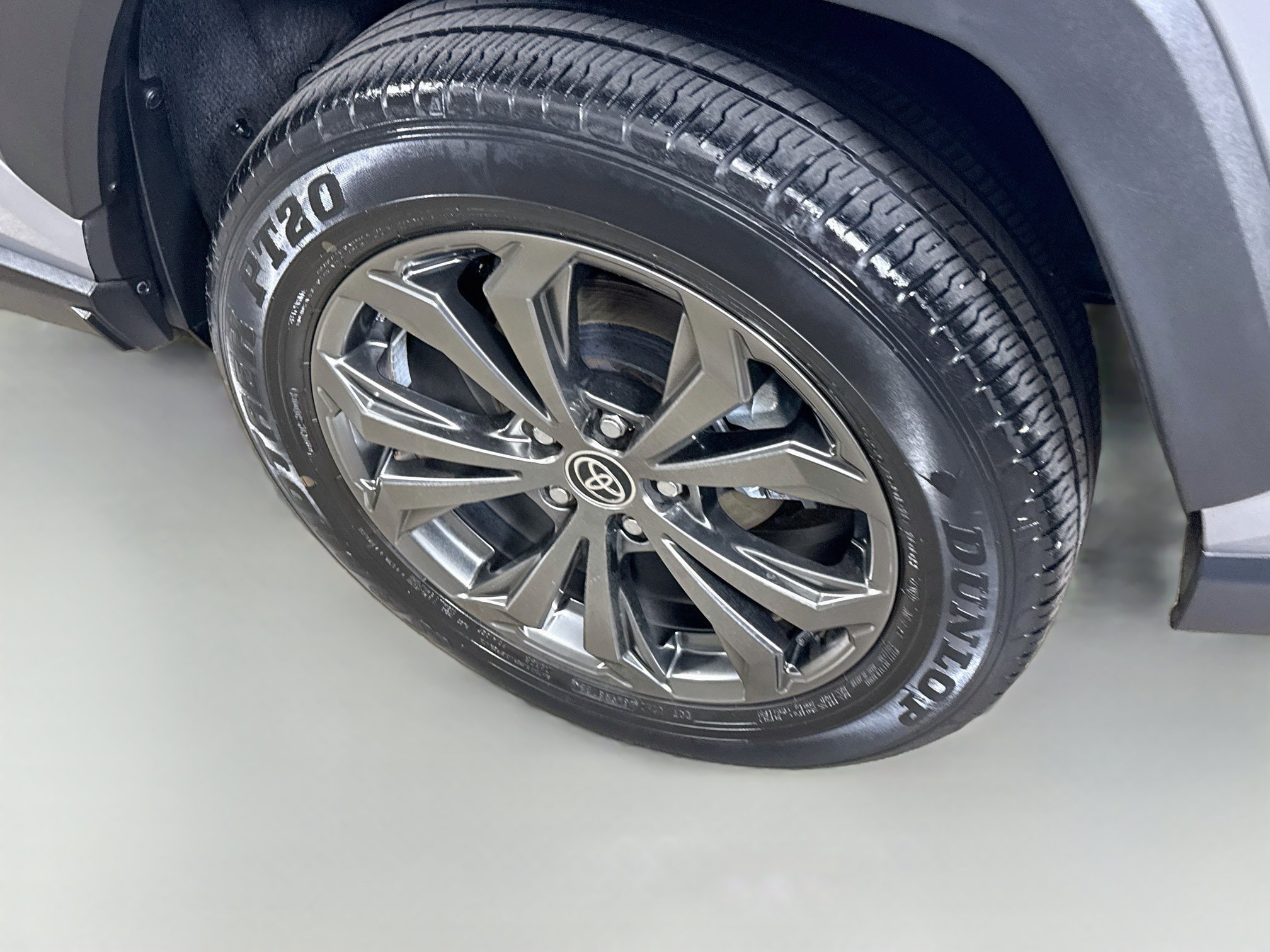 Certified 2022 Toyota RAV4 XLE Premium AWD/4WD image 32