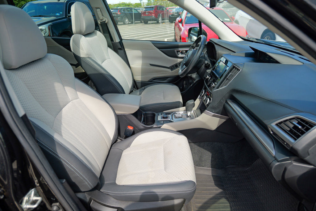 Used 2021 Subaru Forester Premium AWD/4WD image 34