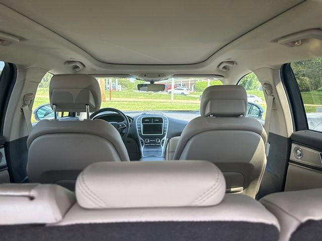 Used 2020 Lincoln Nautilus Reserve w/ Equipment Group 202A AWD/4WD image 12