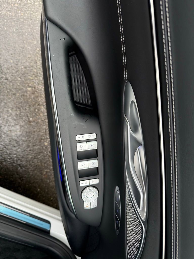 Used 2025 Genesis GV70 3.5T Sport w/ Sport Prestige Package image 19