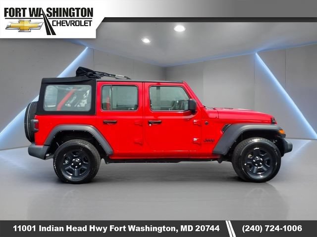 Used 2024 Jeep Wrangler Unlimited Sport AWD/4WD image 2