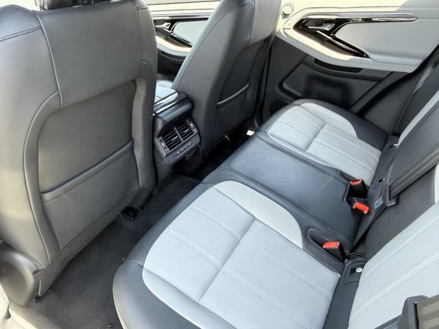 Used 2022 Land Rover Range Rover Evoque R-Dynamic SE AWD/4WD image 24