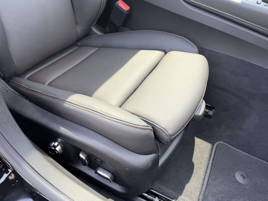 Certified 2025 Cadillac CT5 Sport w/ Technology Package image 11