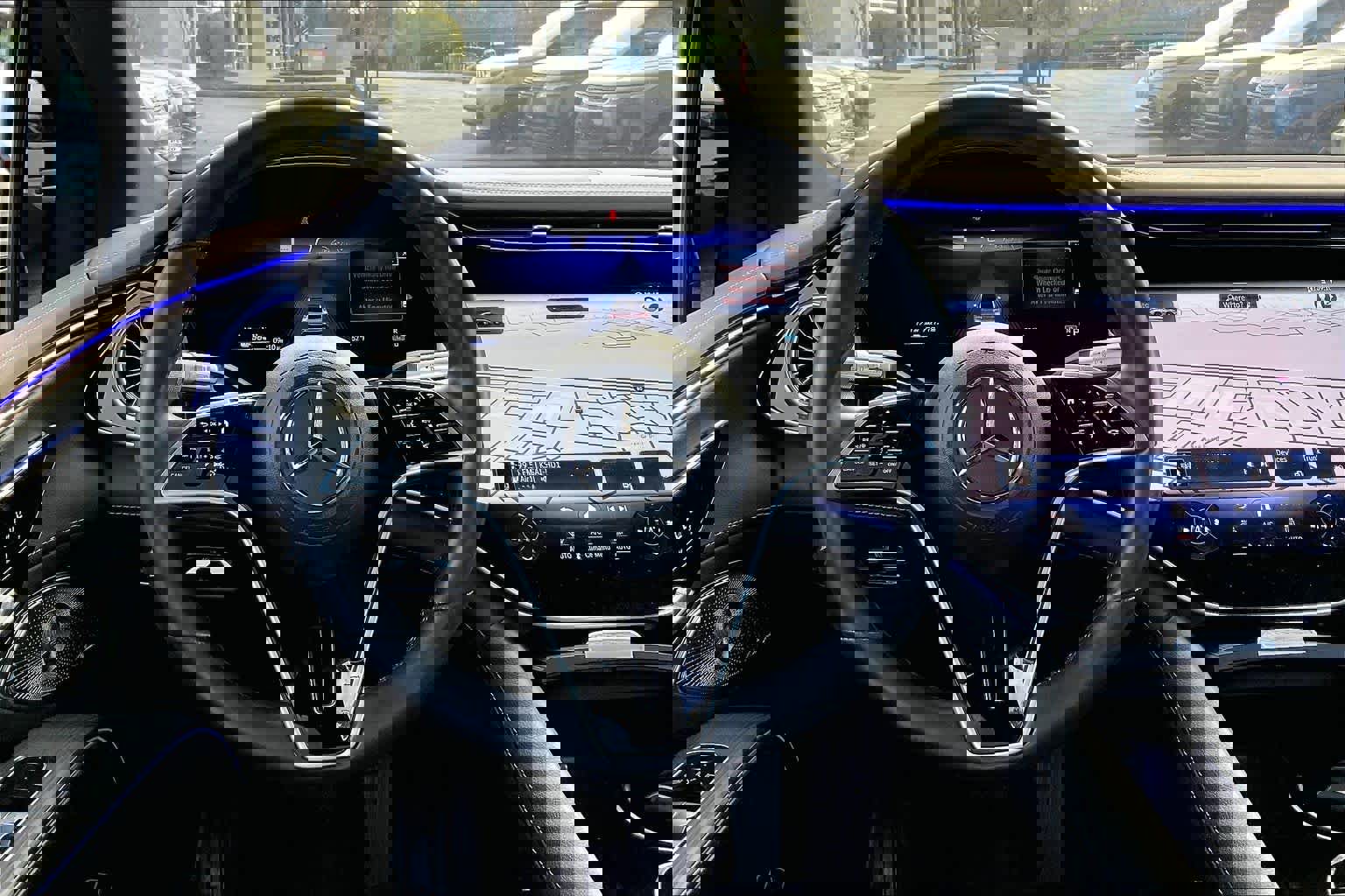 Used 2023 Mercedes-Benz EQS 580 4MATIC SUV image 7