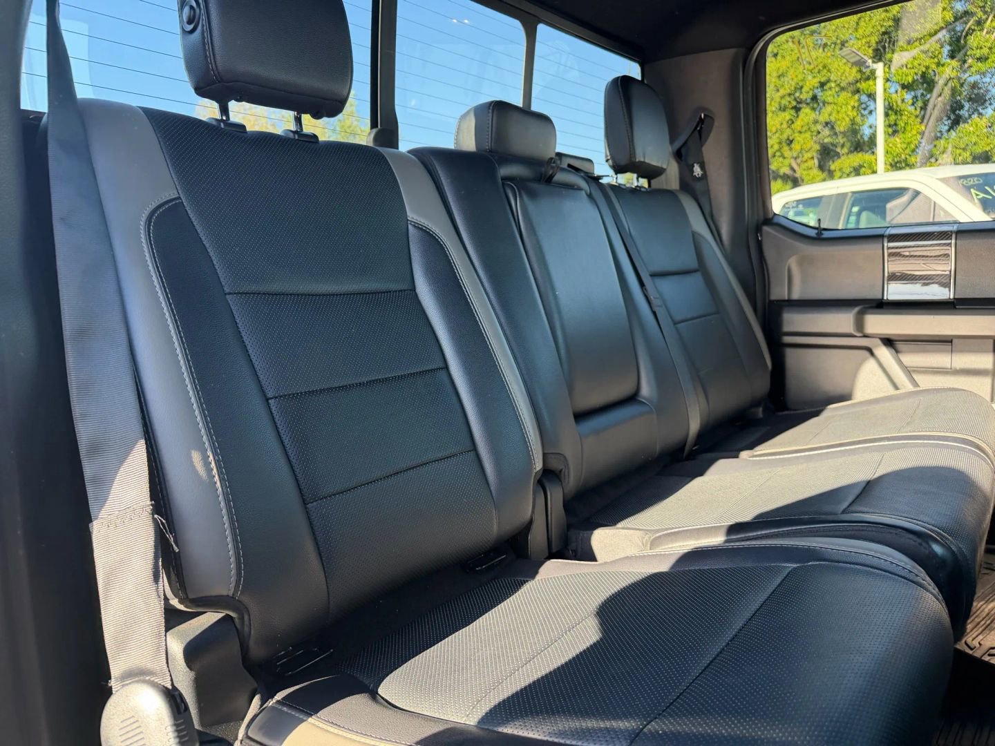 Used 2018 Ford F150 Raptor w/ Equipment Group 802A Luxury AWD/4WD image 19