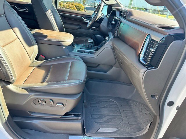 Used 2024 GMC Sierra 1500 Denali AWD/4WD image 11