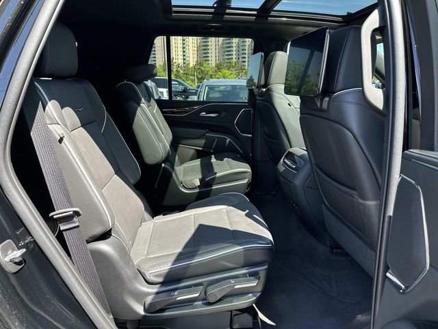 Used 2023 Cadillac Escalade Premium Luxury w/ LPO, Floor Liner Package AWD/4WD image 11