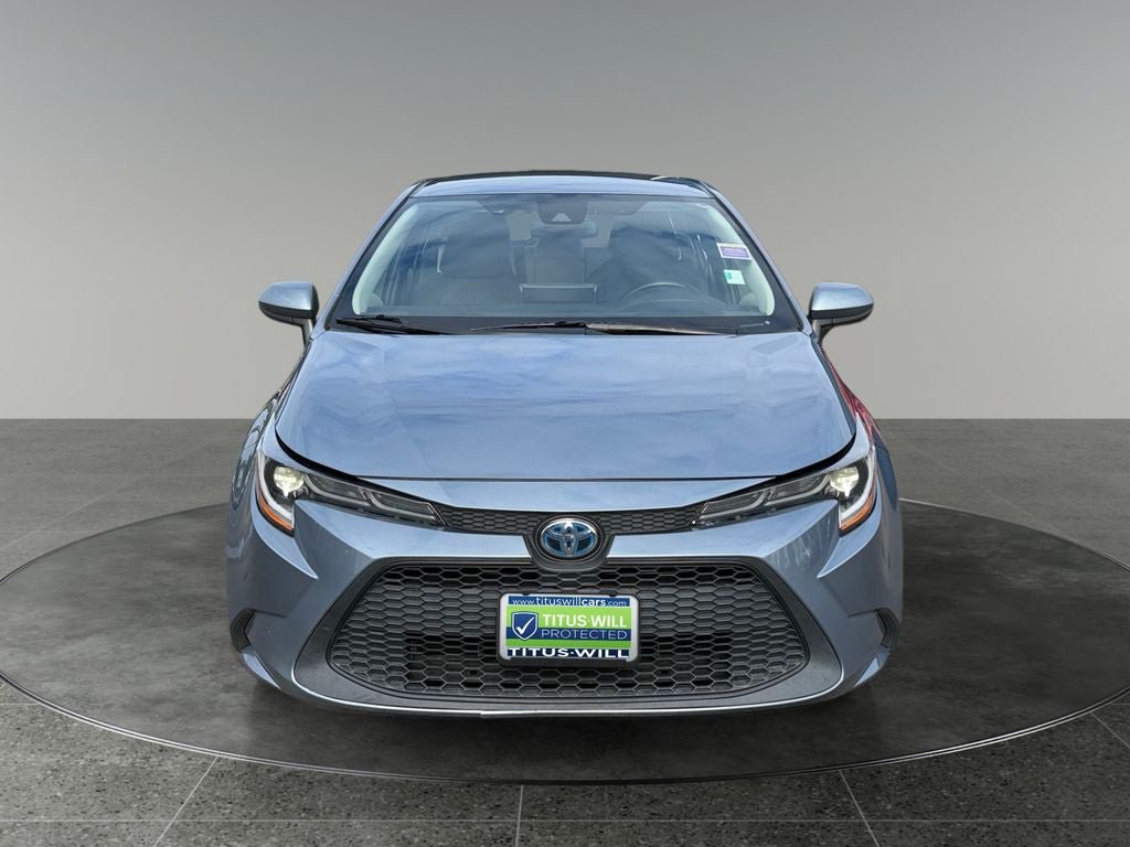 Used 2021 Toyota Corolla LE FWD image 2