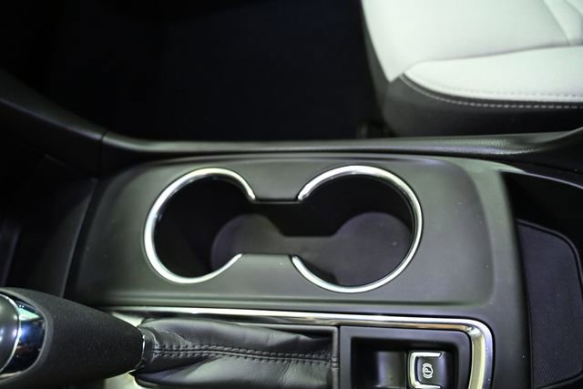 Used 2021 Chevrolet Equinox LS w/ LPO, Blackout Package image 27