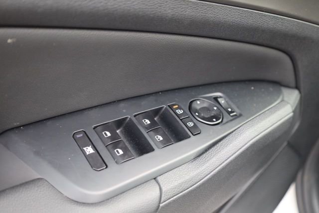 Certified 2026 Kia Sportage EX w/ EX Panorama Roof Package image 20