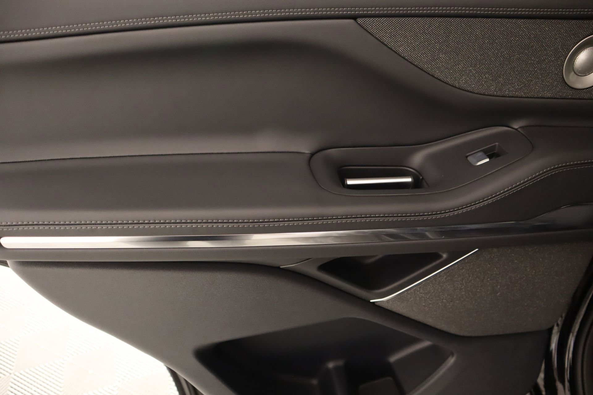 New 2026 Lincoln Navigator Reserve image 18