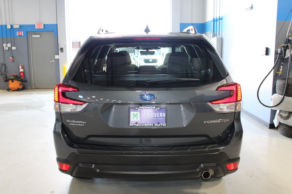 Used 2023 Subaru Forester Limited AWD/4WD image 26