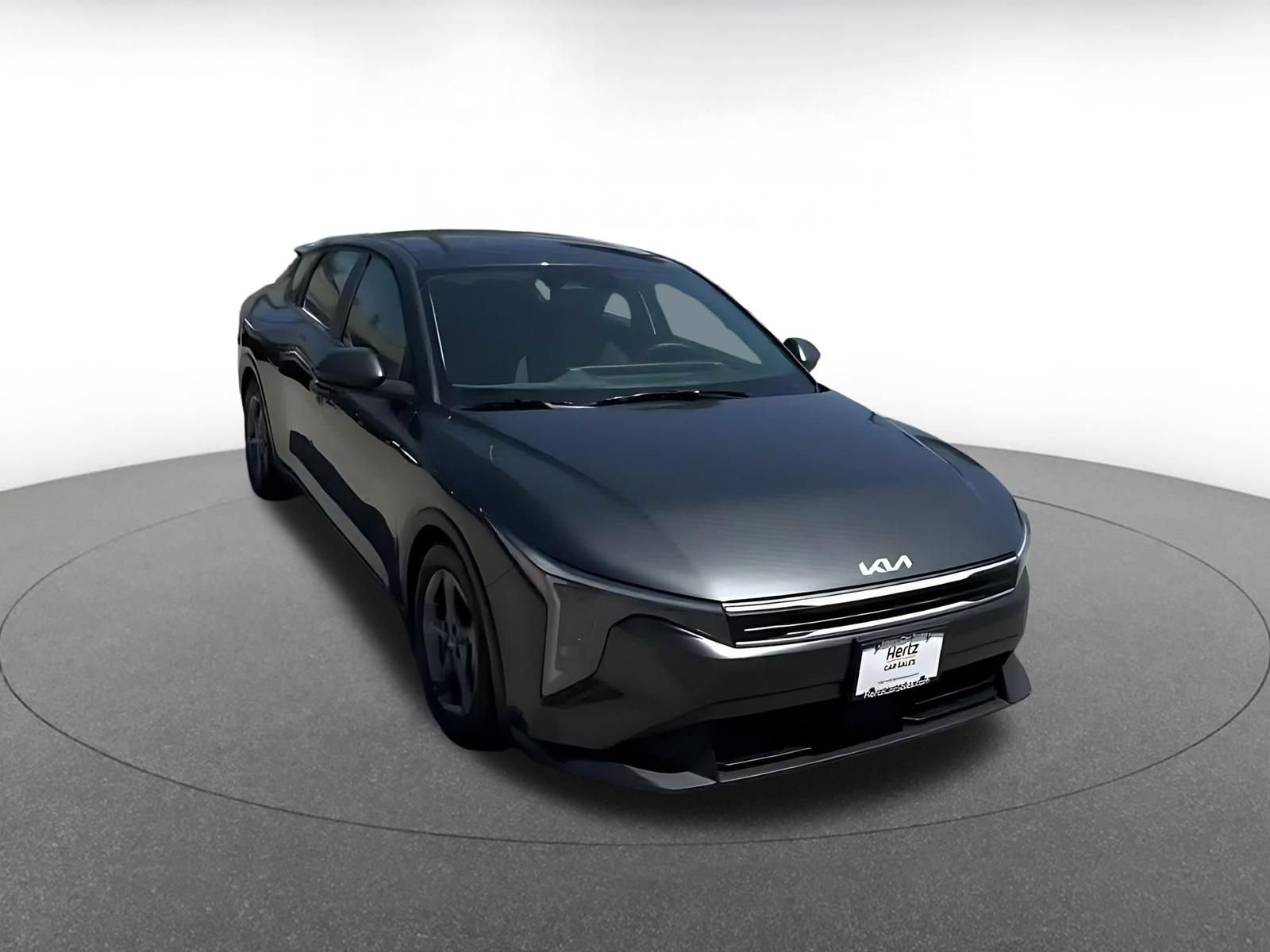 Used 2025 Kia K4 FWD image 3