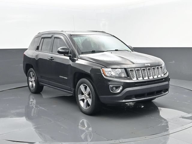 Used 2016 Jeep Compass High Altitude AWD/4WD image 3