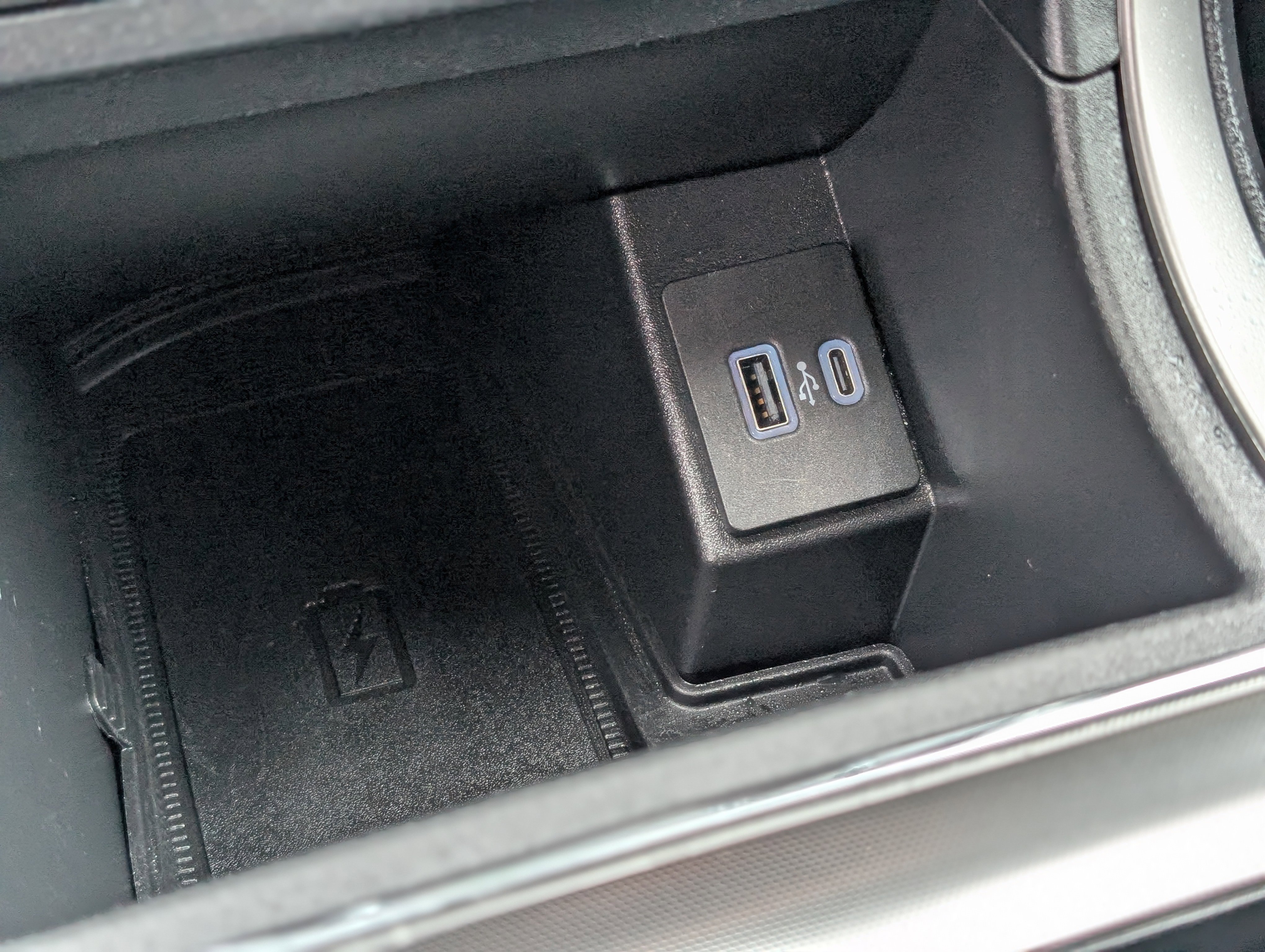 Used 2022 Ford Edge SEL w/ Convenience Package image 23