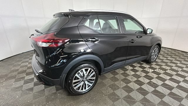 Used 2023 Nissan Kicks SV FWD video 2